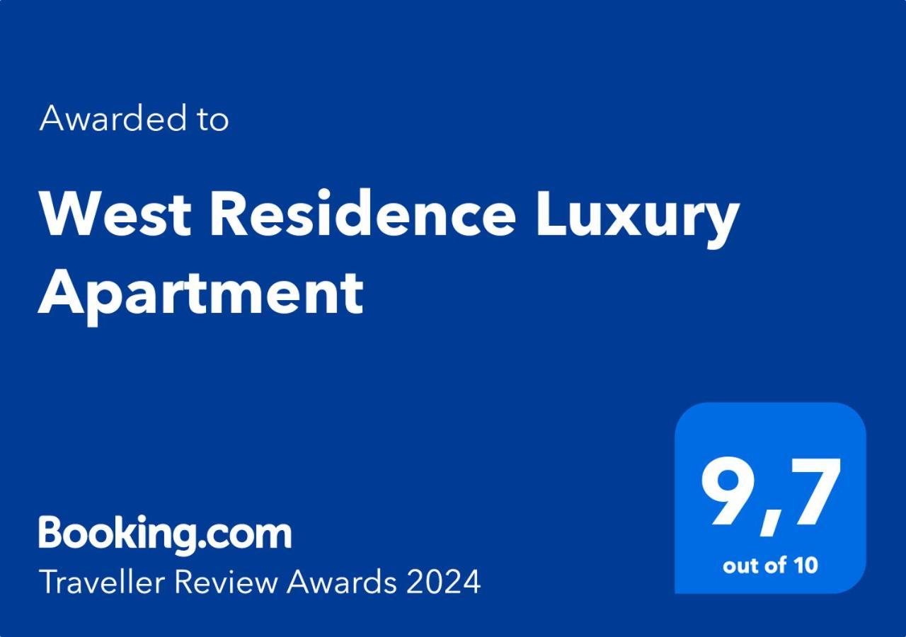 West Residence Luxury Apartment- Parking In Garage ザグレブ エクステリア 写真